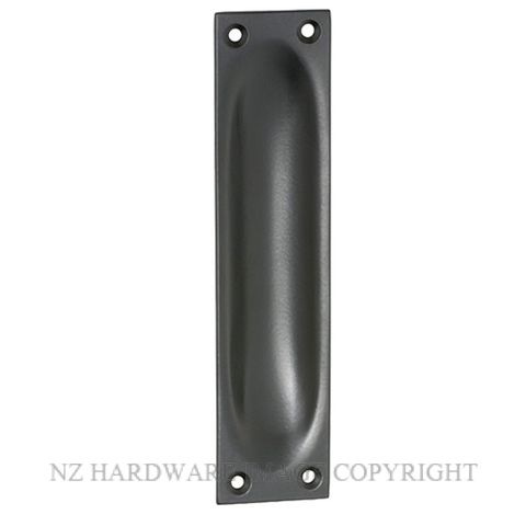 TRADCO 1585 MB FLUSH PULL 32X140MM MATT BLACK