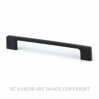 SYLVAN EU68 160B HILTON 160MM HANDLE BLACK