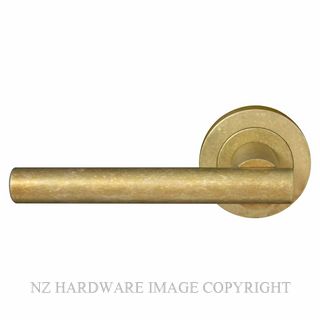 WINDSOR 8201 RLB CHARLESTON 52MM ROUND ROSE HANDLES (PAIR) RUMBLED BRASS
