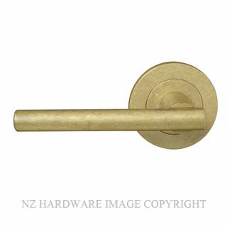WINDSOR 8206 RLB CHARLESTON 64MM LARGE ROUND ROSE HANDLE SET RUMBLED BRASS