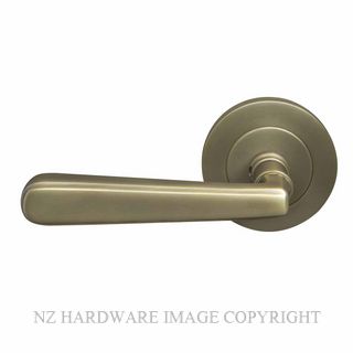 WINDSOR 8236 RB VILLA 64MM LARGE ROUND ROSE HANDLES (PAIR) ROMAN BRASS
