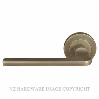 WINDSOR 8211 RB CHALET 52MM ROUND ROSE HANDLES (PAIR) ROMAN BRASS