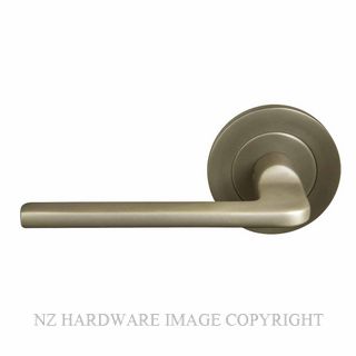 WINDSOR 8216 RB CHALET 64MM LARGE ROSE HANDLES (PAIR) ROMAN BRASS