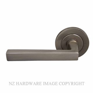WINDSOR 8226 NB FEDERAL 64MM LARGE ROSE HANDLE (PAIR) NATURAL BRONZE