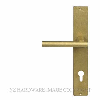 WINDSOR 8205 E85 RLB CHARLESTON SQUARE LONGPLATE E85 KEYHOLE RUMBLED BRASS