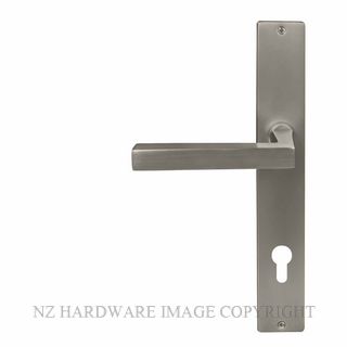 WINDSOR 8225 E85 BN FEDERAL SQUARE LONGPLATE E85 KEYHOLE BRUSHED NICKEL