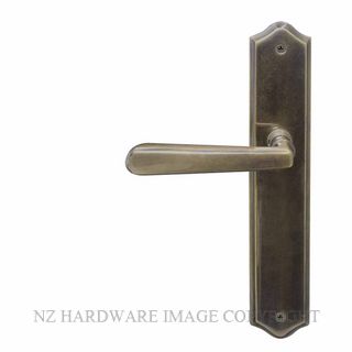 WINDSOR 8234 OR VILLA TRADITIONAL LONGPLATE OIL RUBBED BRONZE