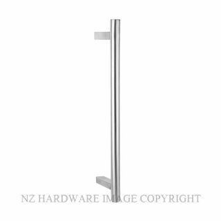 DRAKE & WRIGLEY 1602 1200MM O/A 1000MM CENTRES PULL HANDLES (PAIR) SATIN STAINLESS