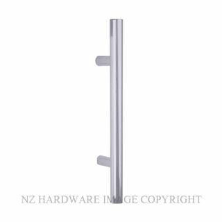 DRAKE & WRIGLEY 1614 1800MM O/A 1600MM CENTRES PULL HANDLES (PAIR) SATIN STAINLESS