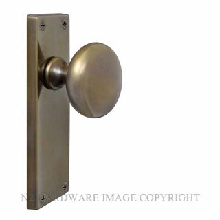 WINDSOR 3002-3016 VICTORIAN KNOB ON PLATE OIL RUBBED BRONZE