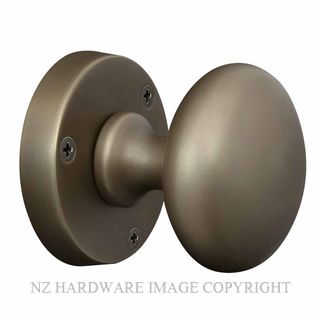 WINDSOR 3011 RB VICTORIAN KNOB LATCH SET ROUND ROSE ROMAN BRASS
