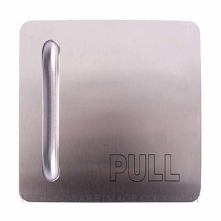 LOCKWOOD 20224GN P1RSS RH EXTERIOR D HANDLE PLATE ENGRAVED PULL SATIN STAINLESS