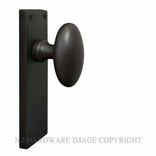 WINDSOR 5127 BLK KNOB OVAL PLATE PASSAGE SET MATT BLACK