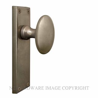 WINDSOR 5127 NB KNOB OVAL PLATE PASSAGE SET NATURAL BRONZE