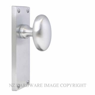WINDSOR 5127 SC KNOB OVAL PLATE PASSAGE SET SATIN CHROME