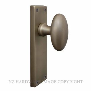 WINDSOR 5127 RB KNOB OVAL PLATE PASSAGE SET ROMAN BRASS