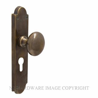 WINDSOR 3004 E48 OR HANDLES VICTORIAN KNOB LOCK E48 HANDLES OIL RUBBED BRONZE