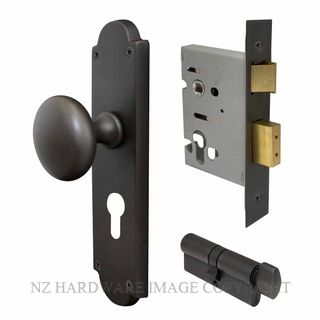 WINDSOR 3019 DRB VICTORIAN KNOB EURO E48 LOCKSET DARK ROMAN BRASS