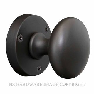 WINDSOR 3010-3011 VICTORIAN KNOB ON ROSE DARK ROMAN BRASS