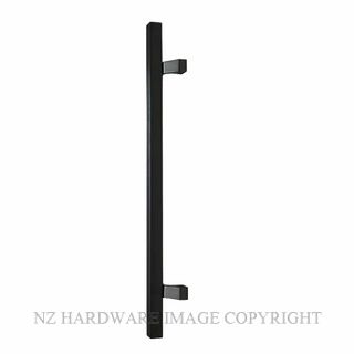 WINDSOR 7065 FF BLK 600MM PULL 25MM SQUARE SINGLE MATT BLACK