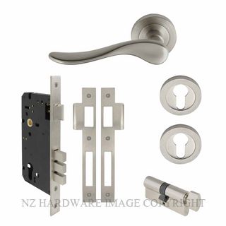 WINDSOR 8243 BN HAVEN 52MM ENTRANCE LOCKSET ROUND ROSE BRUSHED NICKEL