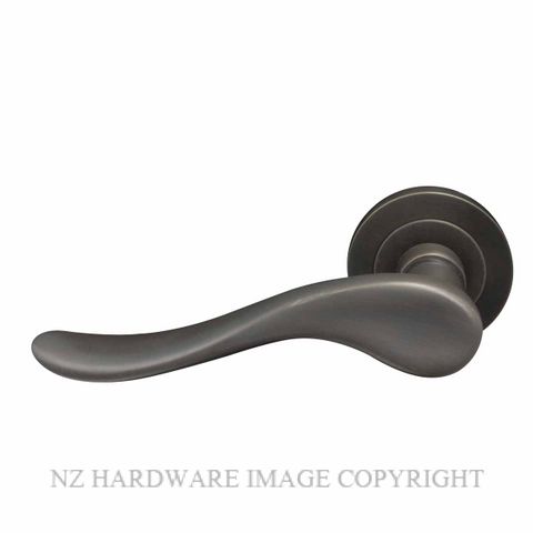 WINDSOR 8167 - 8243 DRB HAVEN LEVER ON ROSE DARK ROMAN BRASS