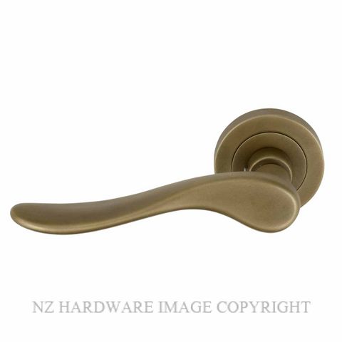 WINDSOR 8167 - 8243 RB HAVEN LEVER ON ROSE ROMAN BRASS