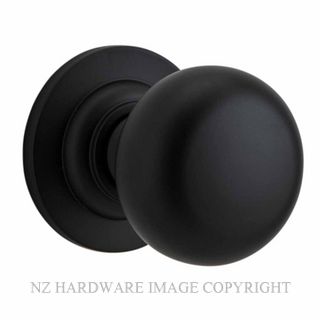 IVER 0203 CAMBRIDGE KNOB ON ROSE MATT BLACK