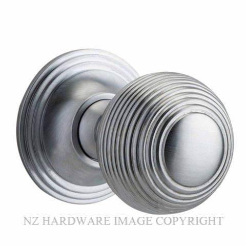 IVER 0225 GUILDFORD KNOB ON ROSE BRUSHED CHROME