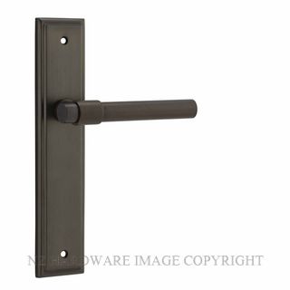 IVER 10902 HELSINKI LEVER ON STEPPED PLATE SIGNATURE BRASS