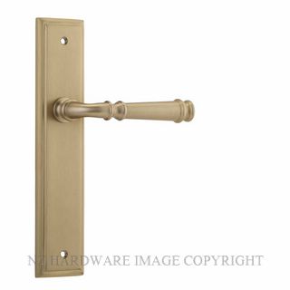 IVER 13242 VERONA STEPPED PLATE LATCH BRUSHED BRASS