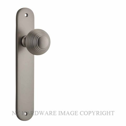 IVER 14836 GUILDFORD KNOB ON OVAL PLATE SATIN NICKEL