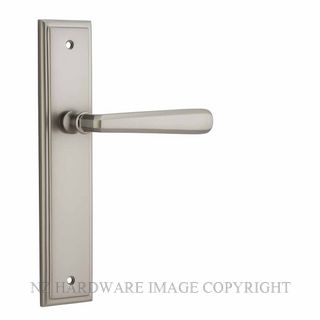 IVER 14878 COPENHAGEN LEVER ON STEPPED PLATE SATIN NICKEL