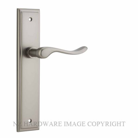 IVER 14926 STIRLING LEVER ON STEPPED PLATE SATIN NICKEL