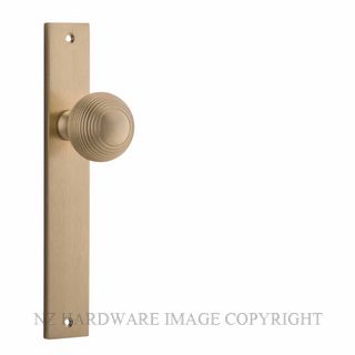 IVER 15324 GUILDFORD KNOB ON RECTANGULAR  PLATE BRUSHED BRASS