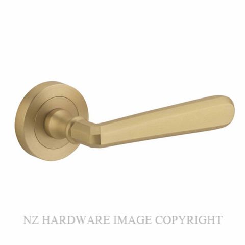 IVER 20806 COPENHAGEN LEVER ON ROSE HANDLES BRUSHED BRASS