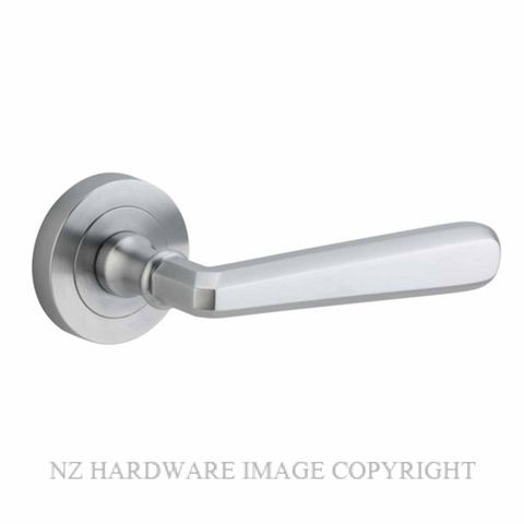 IVER 20805 COPENHAGEN LEVER ON ROSE HANDLES BRUSHED CHROME