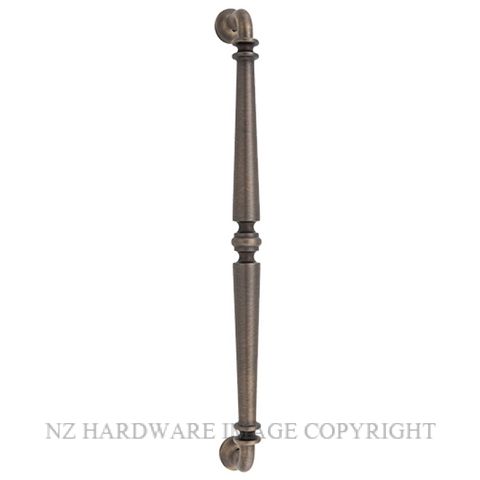 IVER 9381 - 20051 SARLAT PULL HANDLES SIGNATURE BRASS