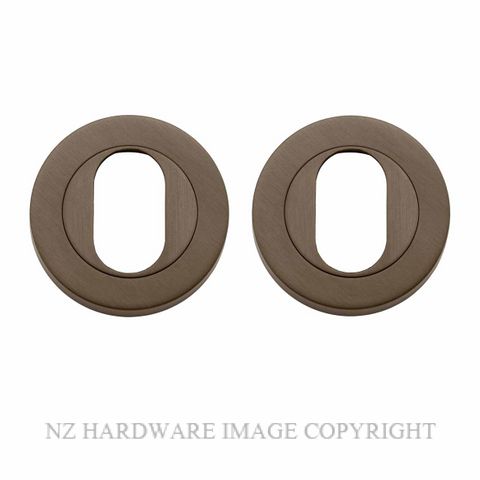 IVER 20061 SB ROUND OVAL ESCUTCHEON 52MM SIGNATURE BRASS