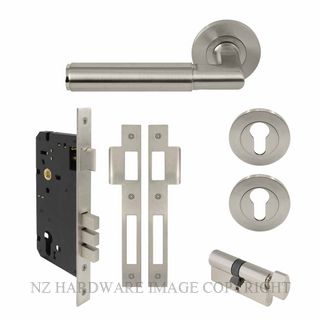 WINDSOR 8404 BN NIDO LUMINA PLAIN ROUND ROSE ENTRANCE SET BRUSHED NICKEL