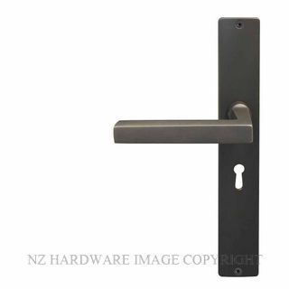 WINDSOR 8225L DRB FEDERAL SQUARE LONGPLATE STD KEYHOLE DARK ROMAN BRASS