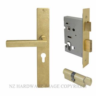 WINDSOR 8277 RLB FEDERAL LONGPLATE E48 ENTRANCE SET RUMBLED BRASS