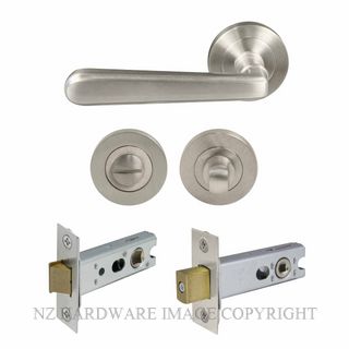 WINDSOR 8237 BN VILLA 52MM ROUND ROSE PRIVACY SET BRUSHED NICKEL