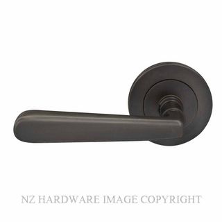 WINDSOR 8236D DRB VILLA 64MM LARGE ROUND ROSE DUMMY HANDLES DARK ROMAB BRASS
