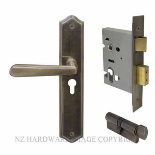 WINDSOR 8295 OR VILLA TRADITIONAL LONGPLATE E48 LOCKSET OIL RUBBED BRONZE