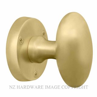 WINDSOR 5072 MSB KNOB LATCH OVAL PASSAGE SET MATT SATIN BRASS