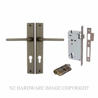 IVER 10702KENTR60KK BALTIMORE KEY-KEY ENTRANCE LOCK KITSET RECTANGULAR PLATE SIGNATURE BRASS