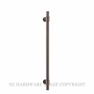 IVER 20702 HELSINKI PULL HANDLE 560MM SIGNATURE BRASS