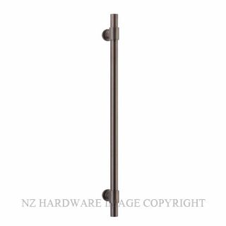 IVER 20713 HELSINKI PULL HANDLE 710MM SIGNATURE BRASS