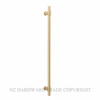 IVER 20718 HELSINKI PULL HANDLE 710MM BRUSHED BRASS